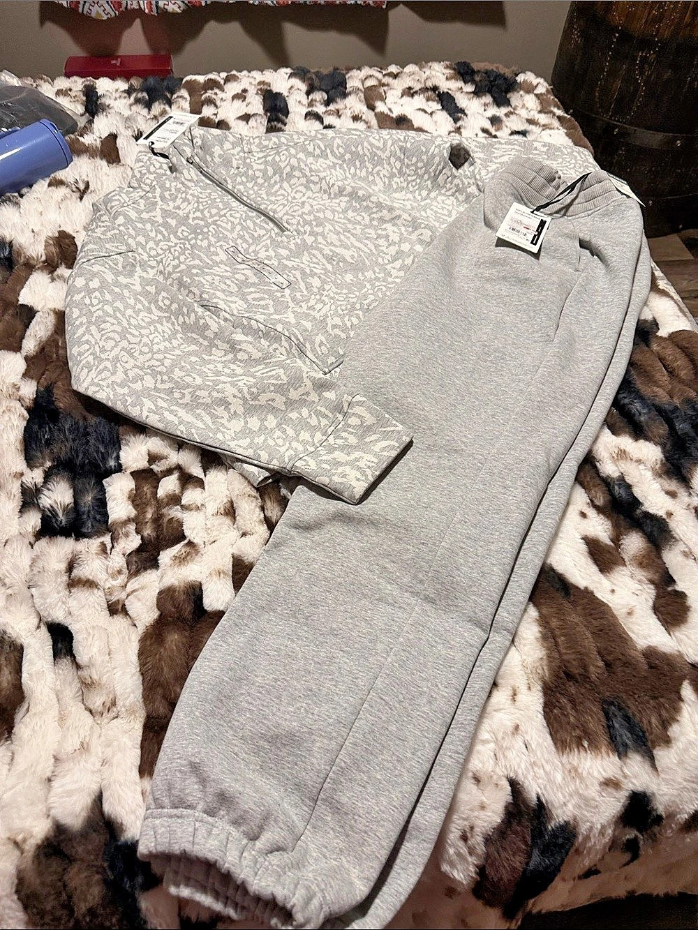 Calia Soft Scuba Mock Neck 1/4 Zip & High-Rise Jogger Set Printed Jogger Set